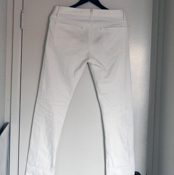 Uniqlo white jeans - Picture 2 of 2